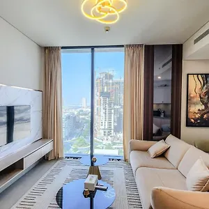  شقة By Latinem Luxury 2br Holiday W1704 Near Burj Khalifa
